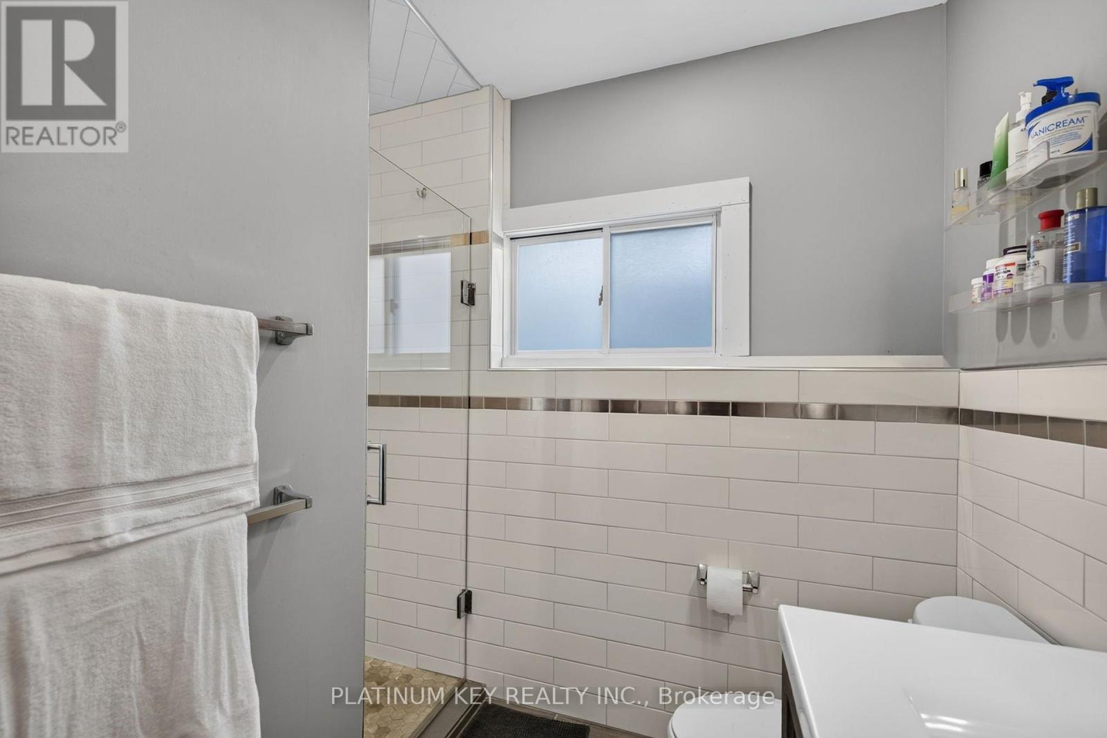 208 Southfield Drive, Strathroy-Caradoc, Ontario  N7G 3V4 - Photo 35 - X13705394