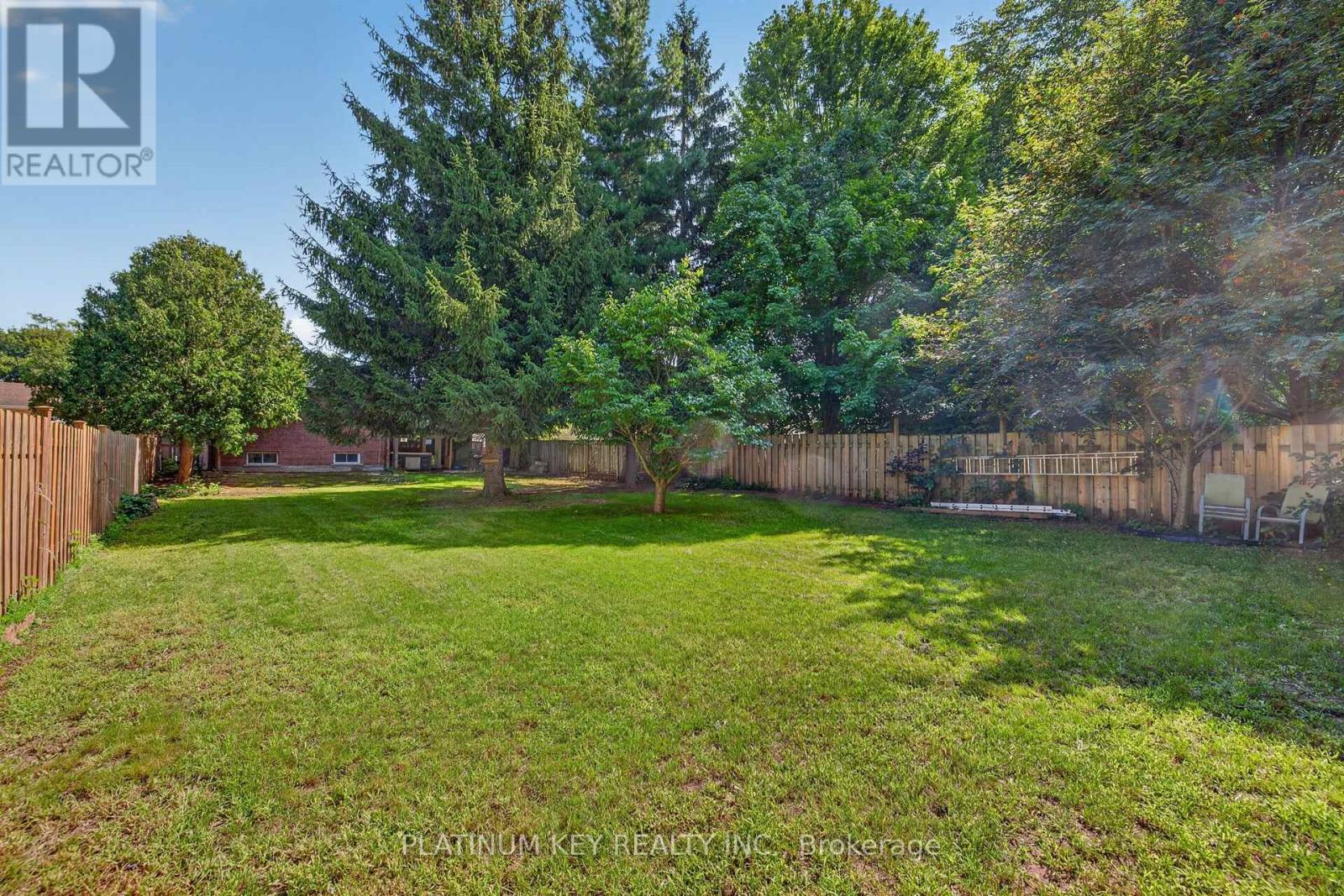 208 Southfield Drive, Strathroy-Caradoc, Ontario  N7G 3V4 - Photo 44 - X13705394