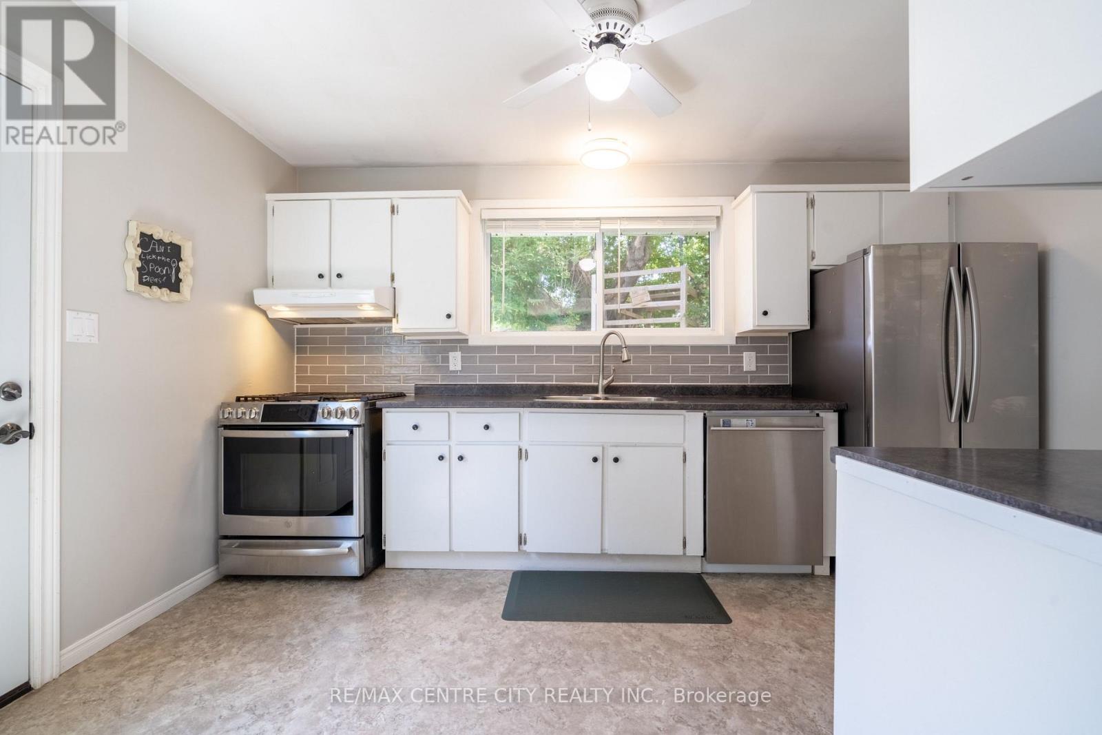 242 Rapley Street, Strathroy-Caradoc, Ontario  N7G 3E6 - Photo 15 - X13705432