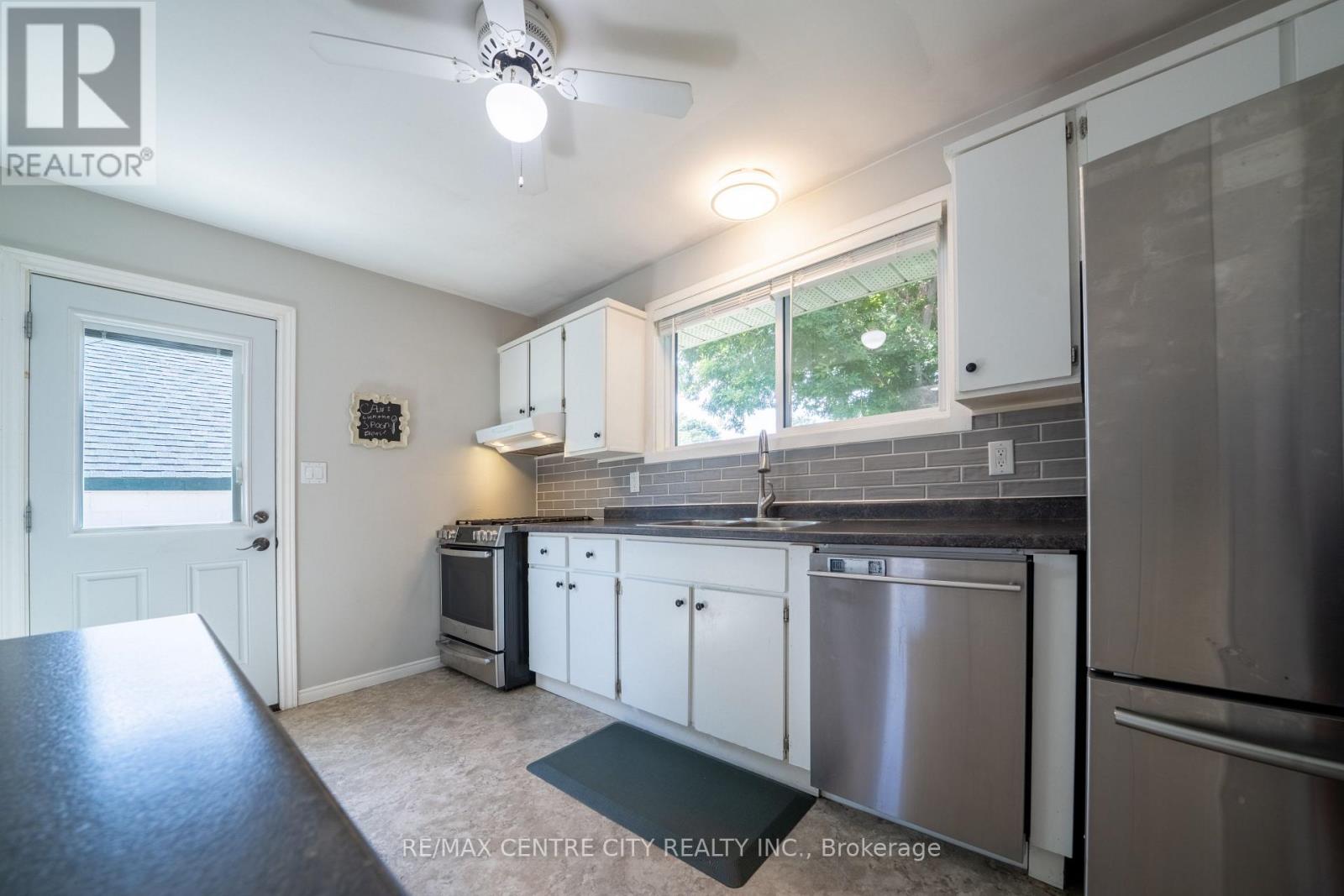 242 Rapley Street, Strathroy-Caradoc, Ontario  N7G 3E6 - Photo 17 - X13705432