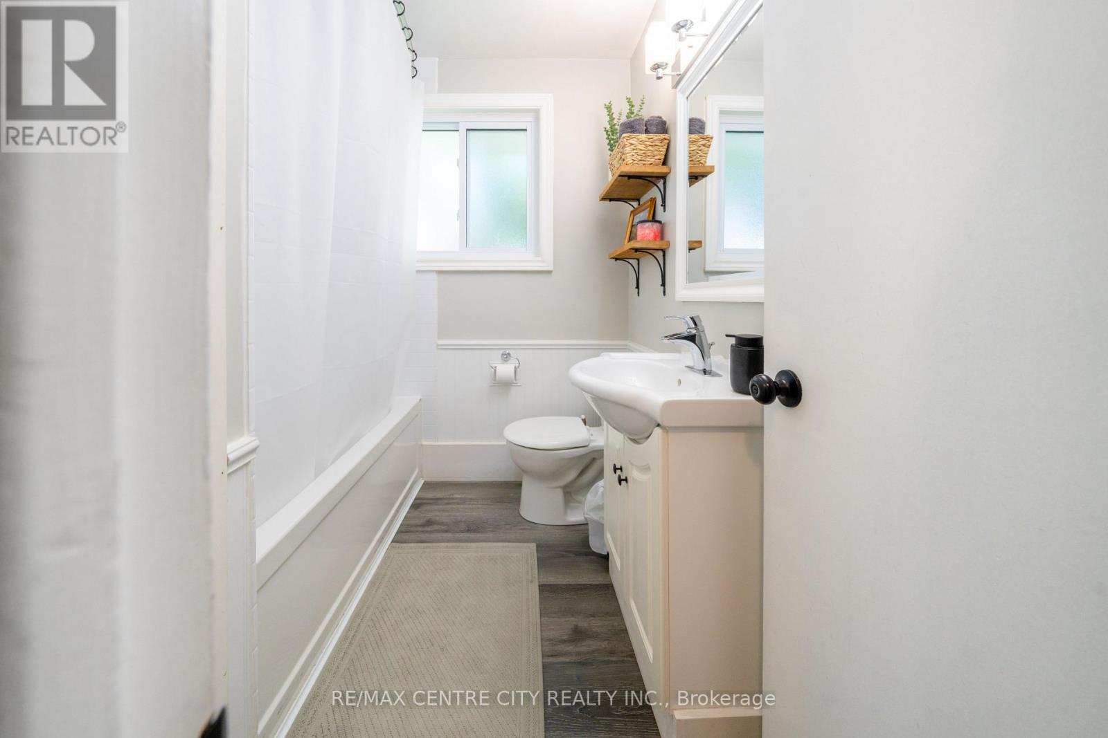 242 Rapley Street, Strathroy-Caradoc, Ontario  N7G 3E6 - Photo 23 - X13705432