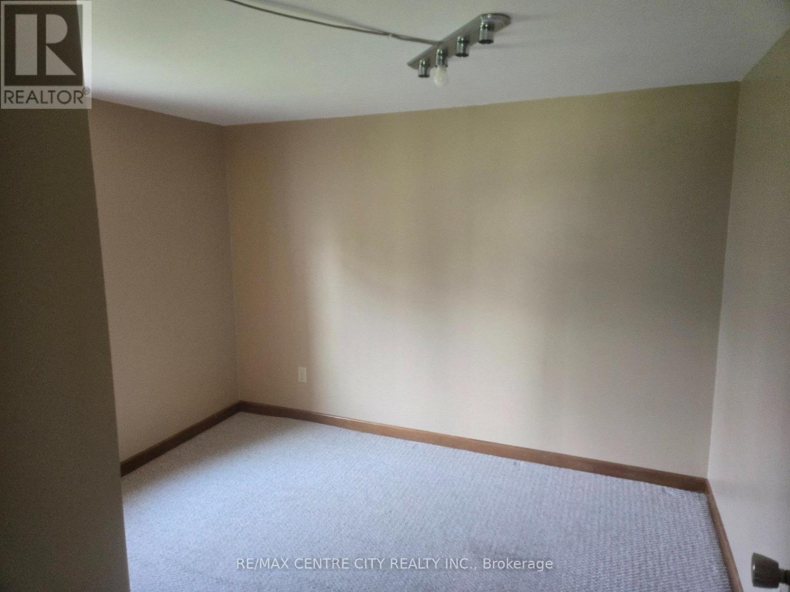 8565 Imperial Road, Malahide, Ontario  N5H 2R2 - Photo 10 - X13705434