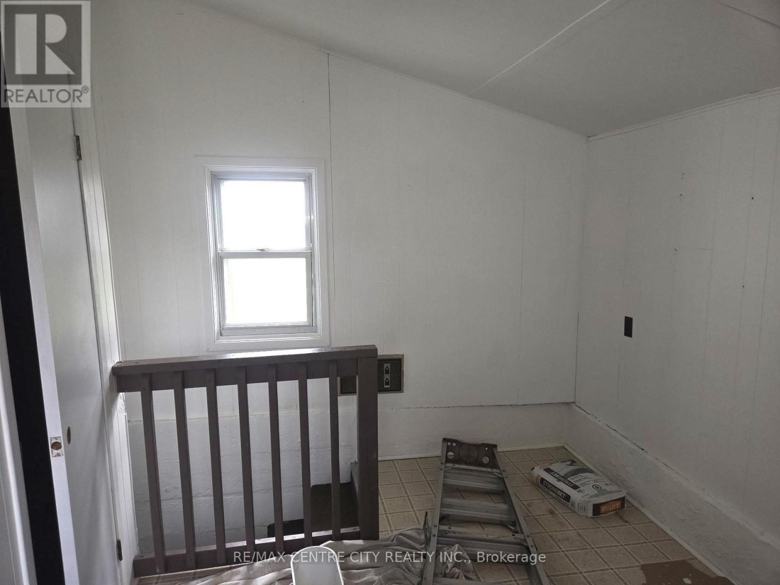 8565 Imperial Road, Malahide, Ontario  N5H 2R2 - Photo 12 - X13705434