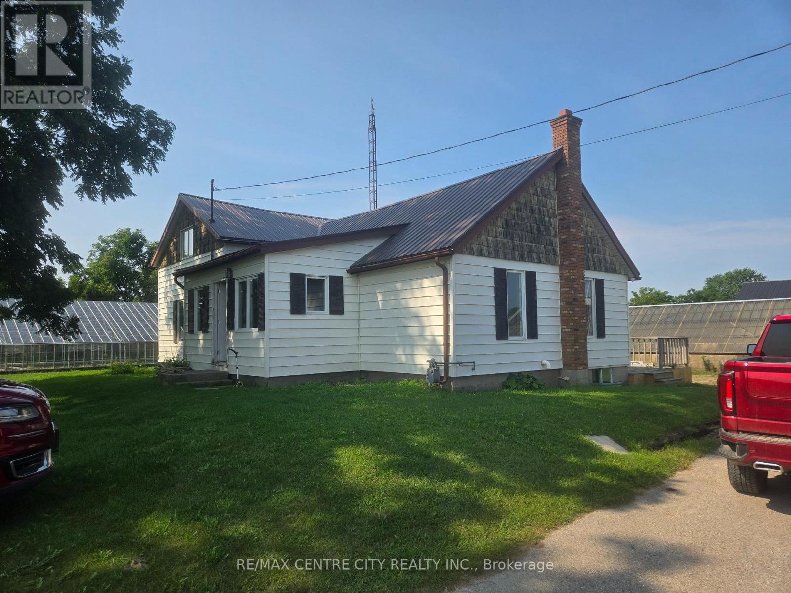 8565 Imperial Road, Malahide, Ontario  N5H 2R2 - Photo 2 - X13705434