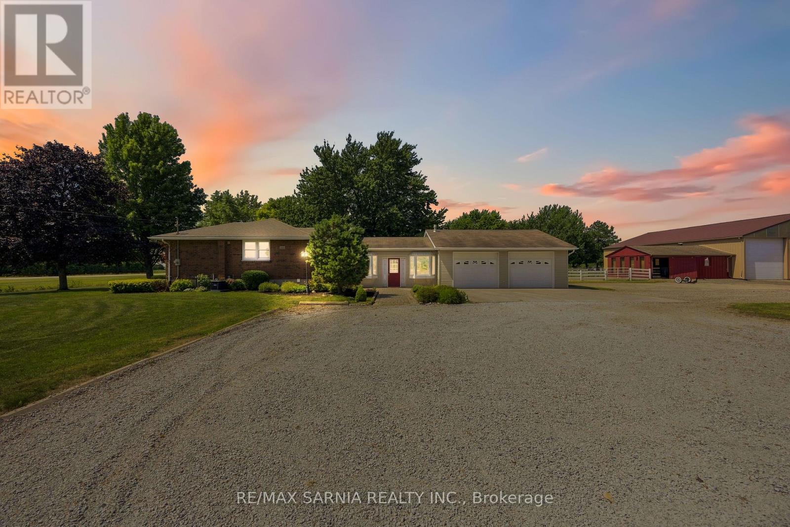 2694 ROKEBY LINE St. Clair Ontario Canada N0N1M0 2