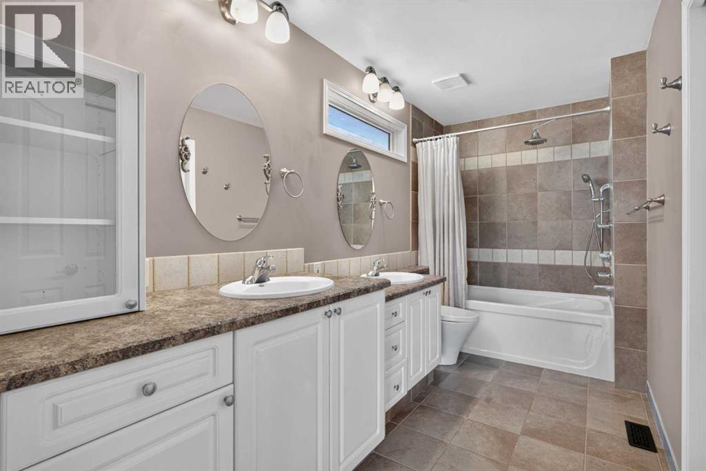 4 Citadel Manor NW, Calgary, Alberta  T3G 3Y3 - Photo 20 - A2337493