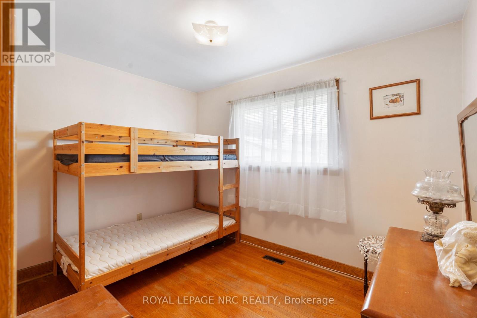 7427 Merritt Avenue, Niagara Falls, Ontario  L2G 5C3 - Photo 16 - X13705468