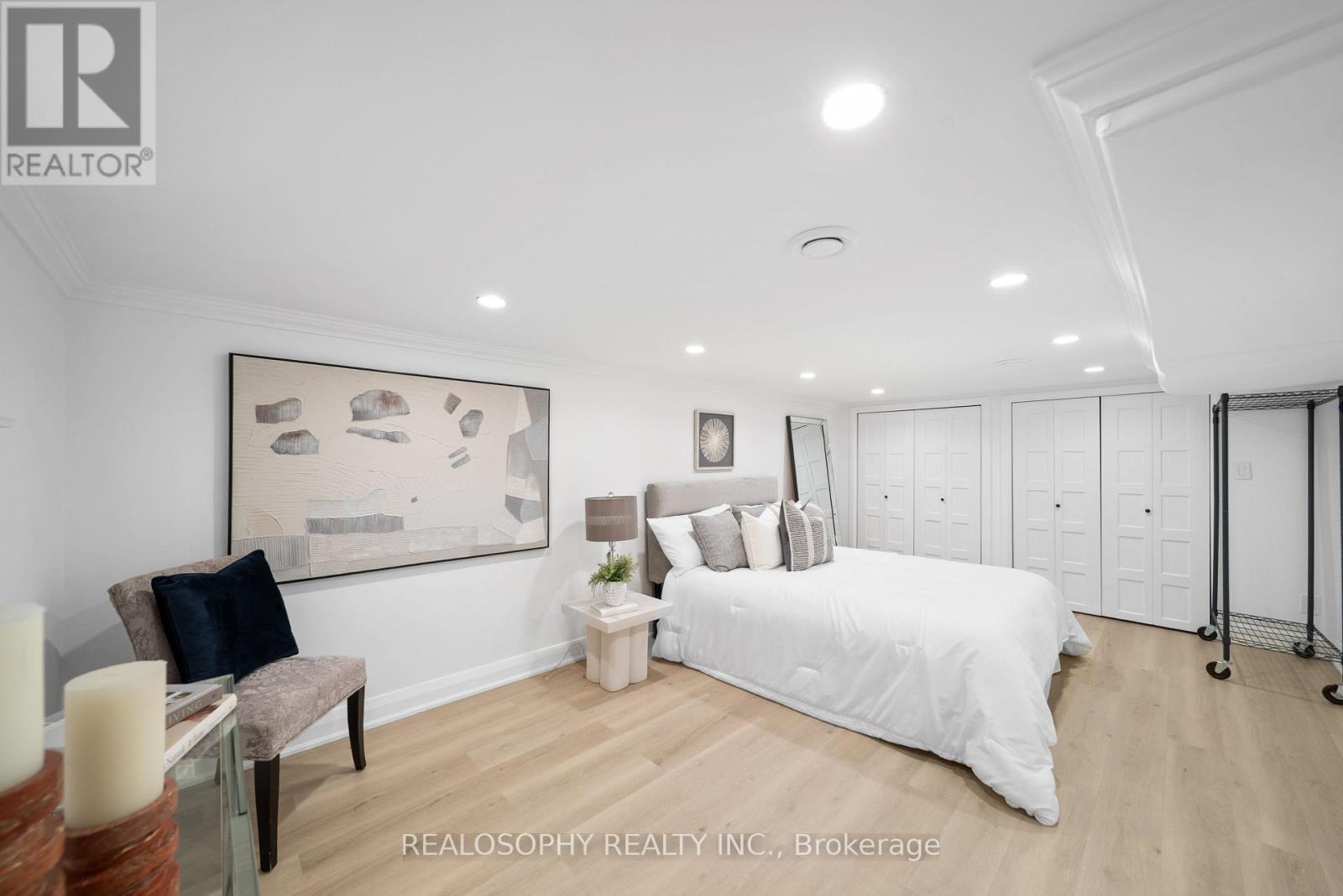 69 Squires Avenue, Toronto, Ontario  M4B 2R7 - Photo 19 - E13705492