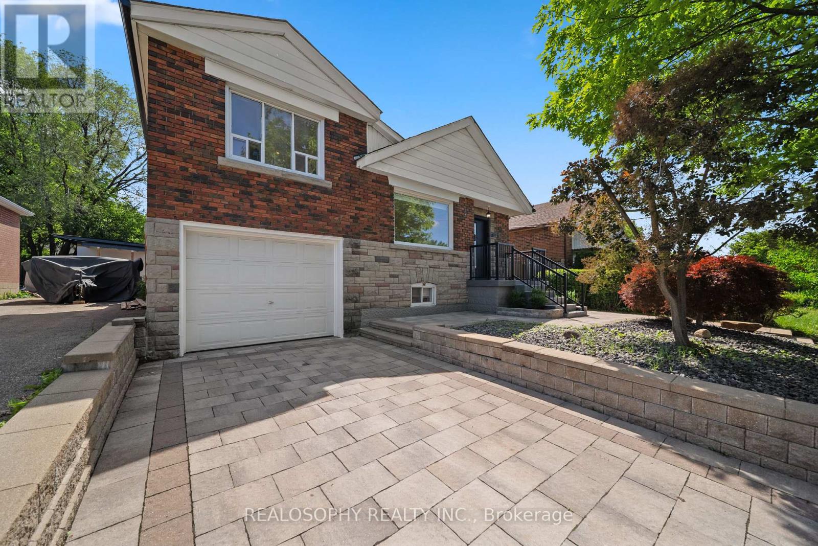 69 Squires Avenue, Toronto, Ontario  M4B 2R7 - Photo 29 - E13705492