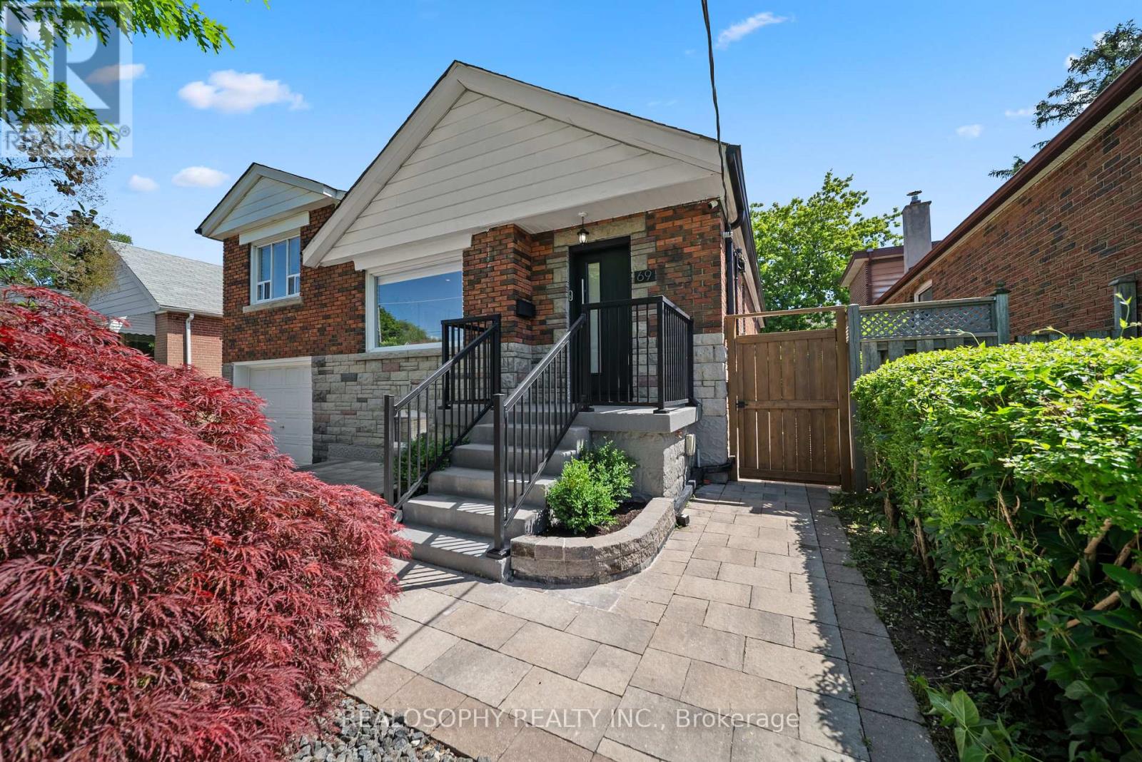 69 Squires Avenue, Toronto, Ontario  M4B 2R7 - Photo 32 - E13705492