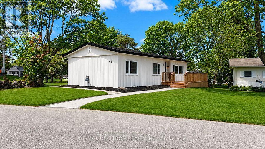 41 Trefoil Drive, Innisfil, Ontario  L9S 1P7 - Photo 2 - N13705452