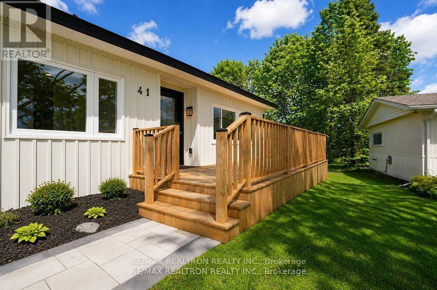 41 Trefoil Drive, Innisfil, Ontario  L9S 1P7 - Photo 3 - N13705452