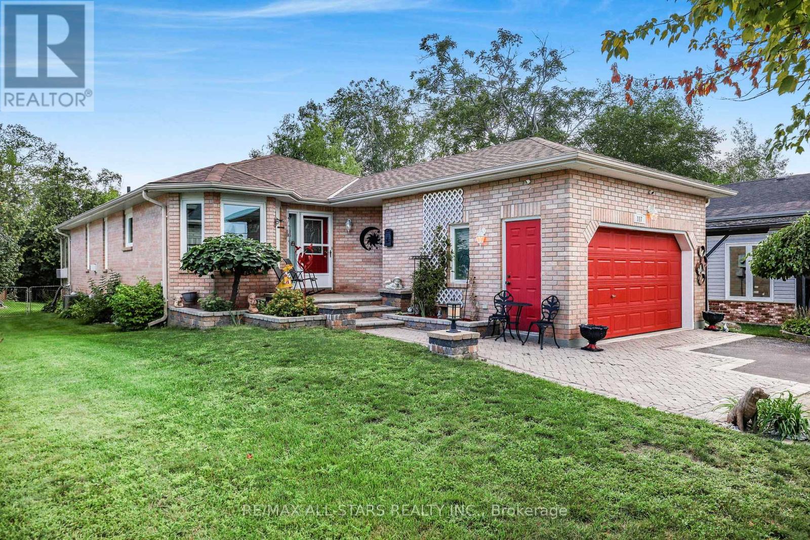 117 RIVERGLEN DRIVE, Georgina, Ontario