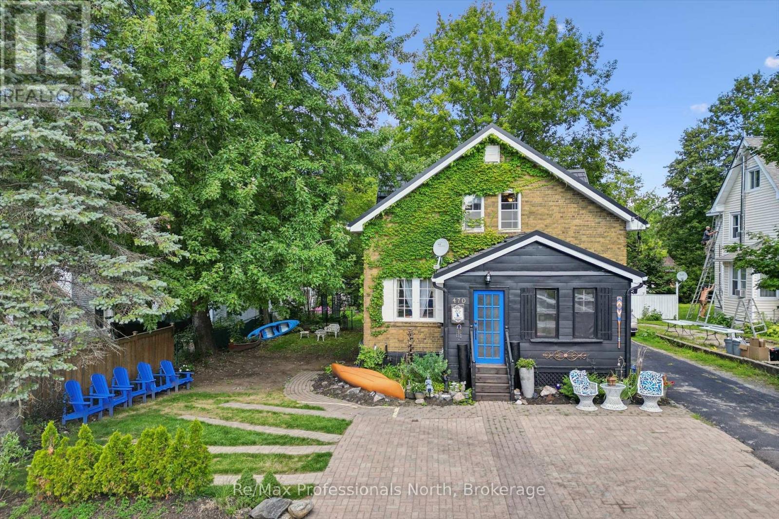 470 BAY STREET, Gravenhurst, Ontario