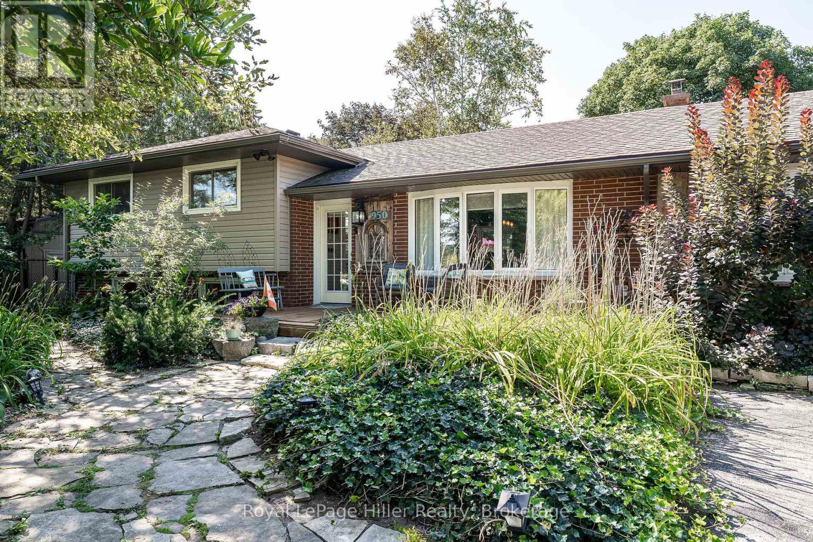 950 Oloane Avenue, Stratford, Ontario  N5A 6S6 - Photo 4 - X13705442