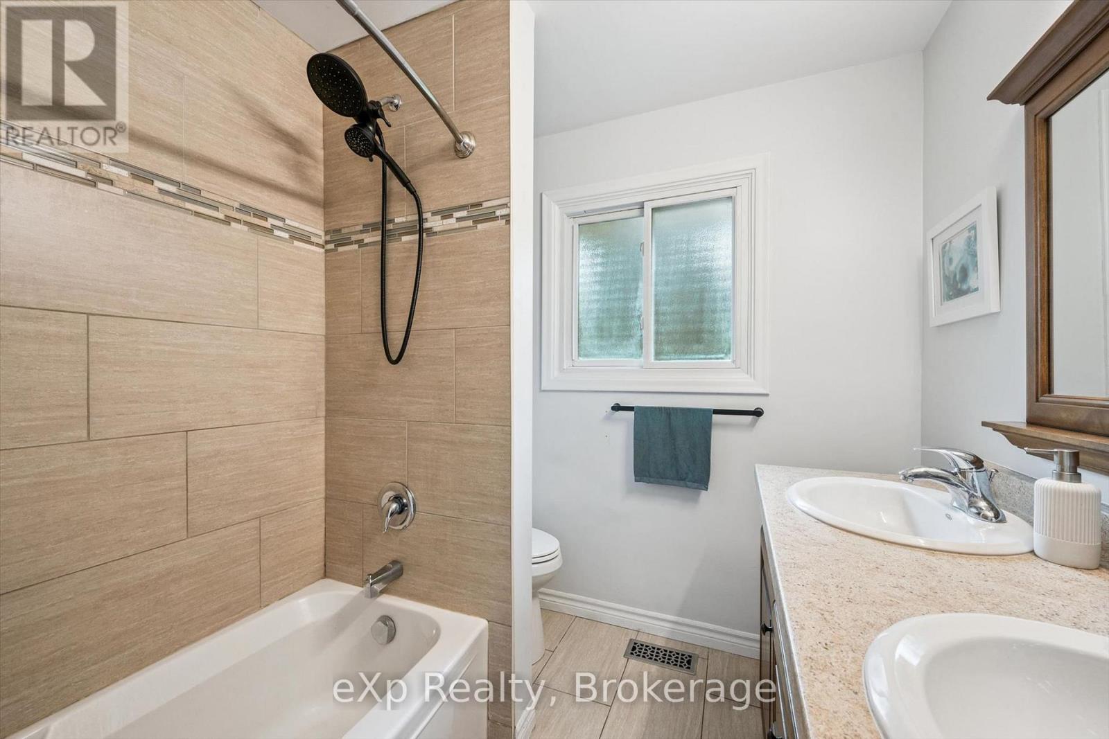 18 Eleanor Court, Guelph, Ontario  N1E 1S8 - Photo 16 - X13705460