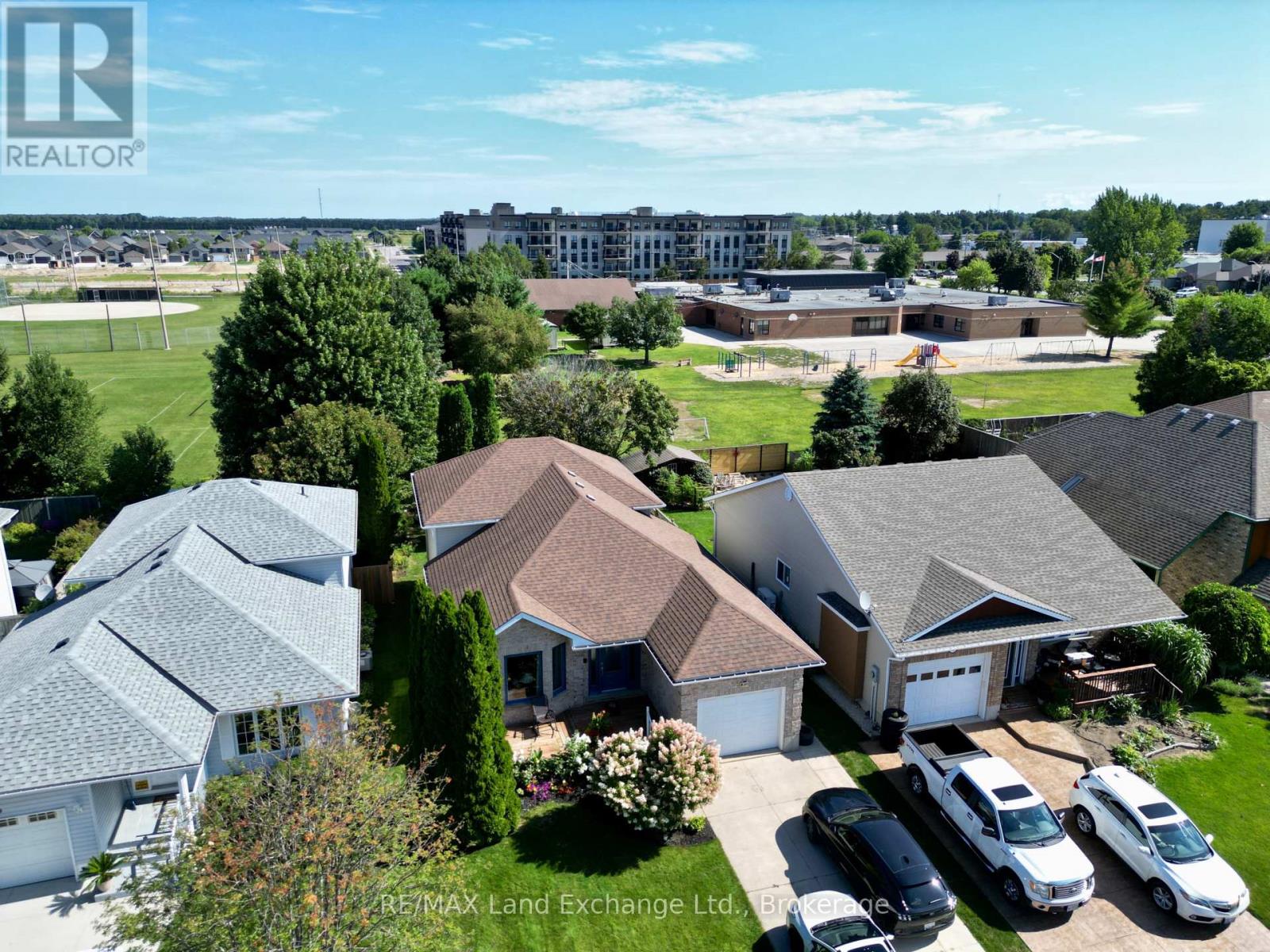 493 Joseph Street, Saugeen Shores, Ontario  N0H 2C2 - Photo 2 - X13705490