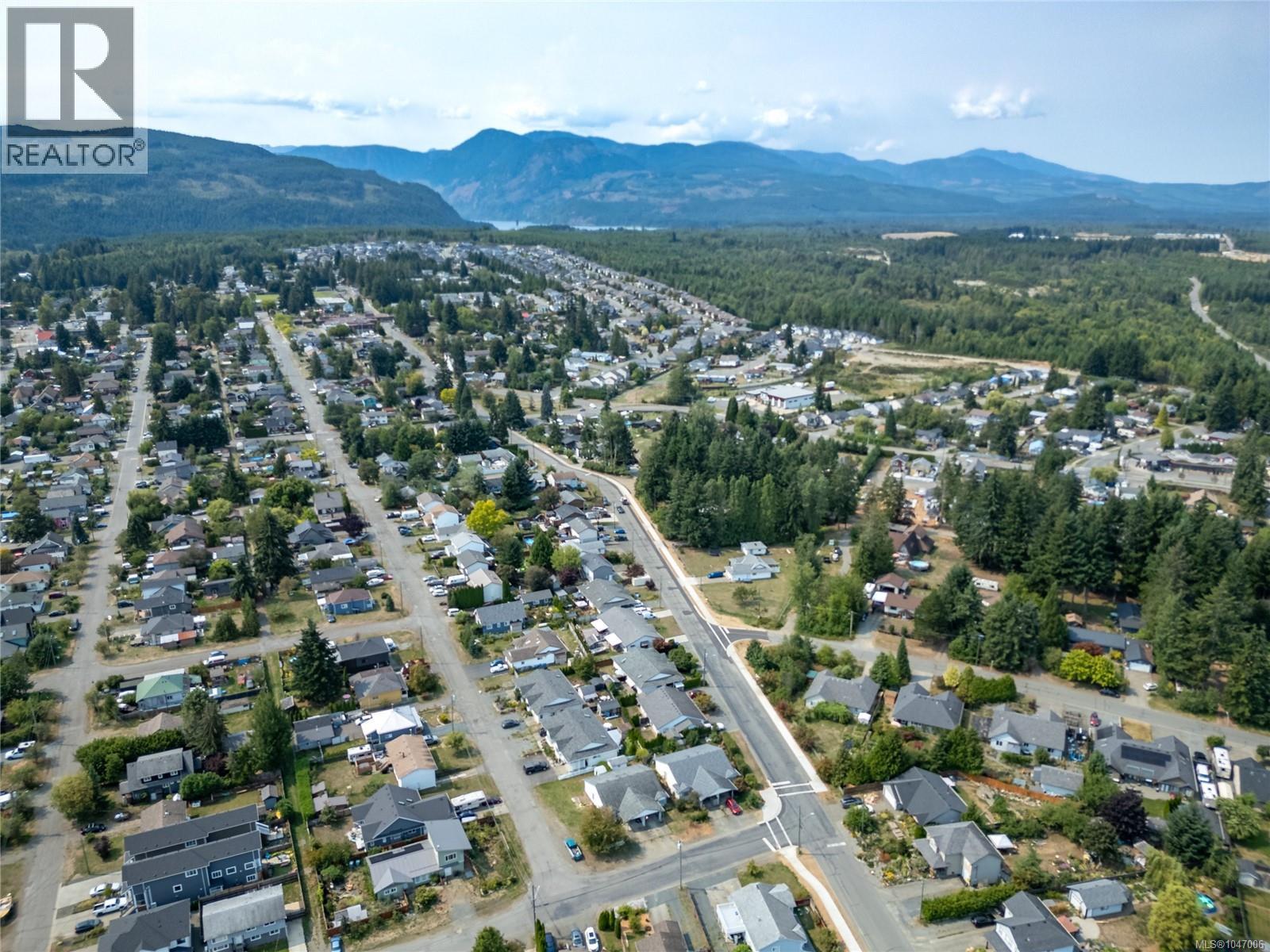 A 3319 Seventh St, Cumberland, British Columbia  V0R 1S0 - Photo 49 - 1047006