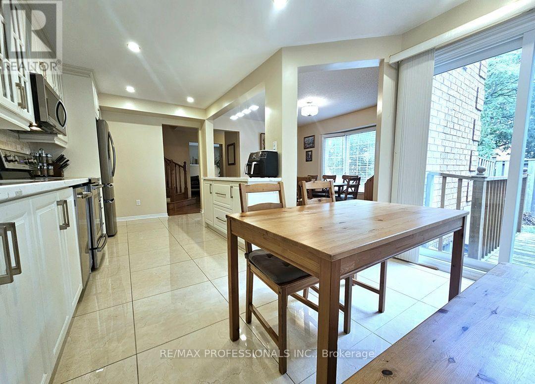 1 - 500 Silverthorne Crescent, Mississauga, Ontario  L5R 1W3 - Photo 14 - W13705426