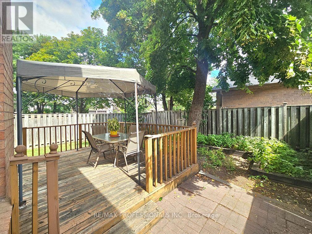1 - 500 Silverthorne Crescent, Mississauga, Ontario  L5R 1W3 - Photo 38 - W13705426