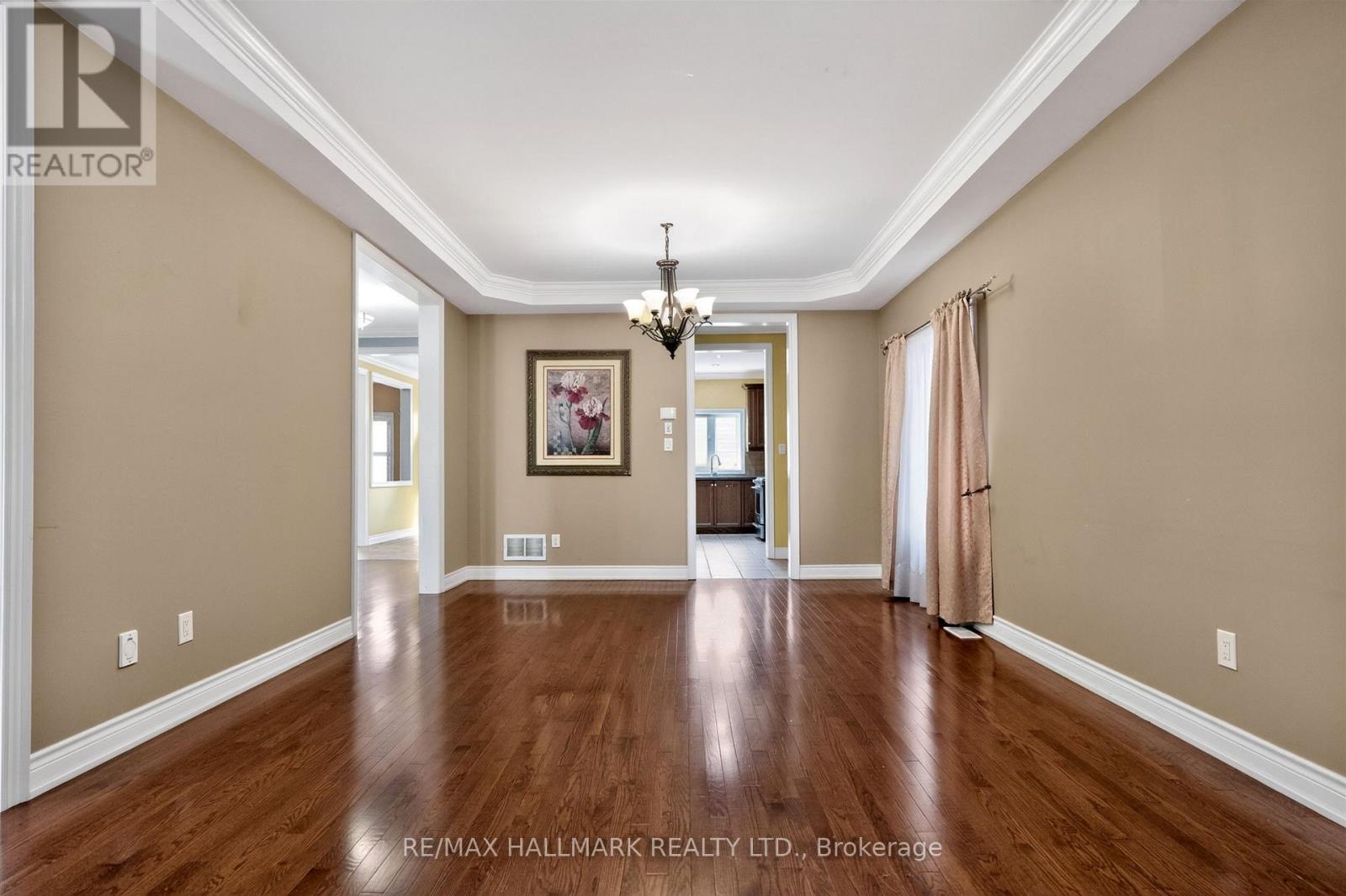 99 Royal West Drive, Brampton, Ontario  L6X 0Z8 - Photo 8 - W13705472