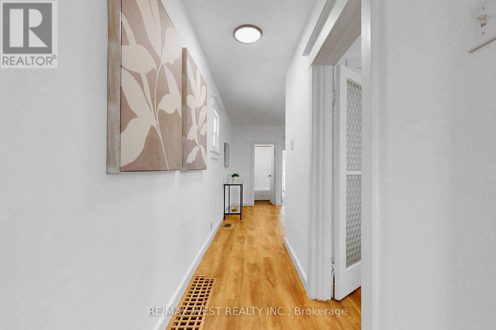 59 Branstone Road, Toronto, Ontario  M6E 4E3 - Photo 7 - W13705482