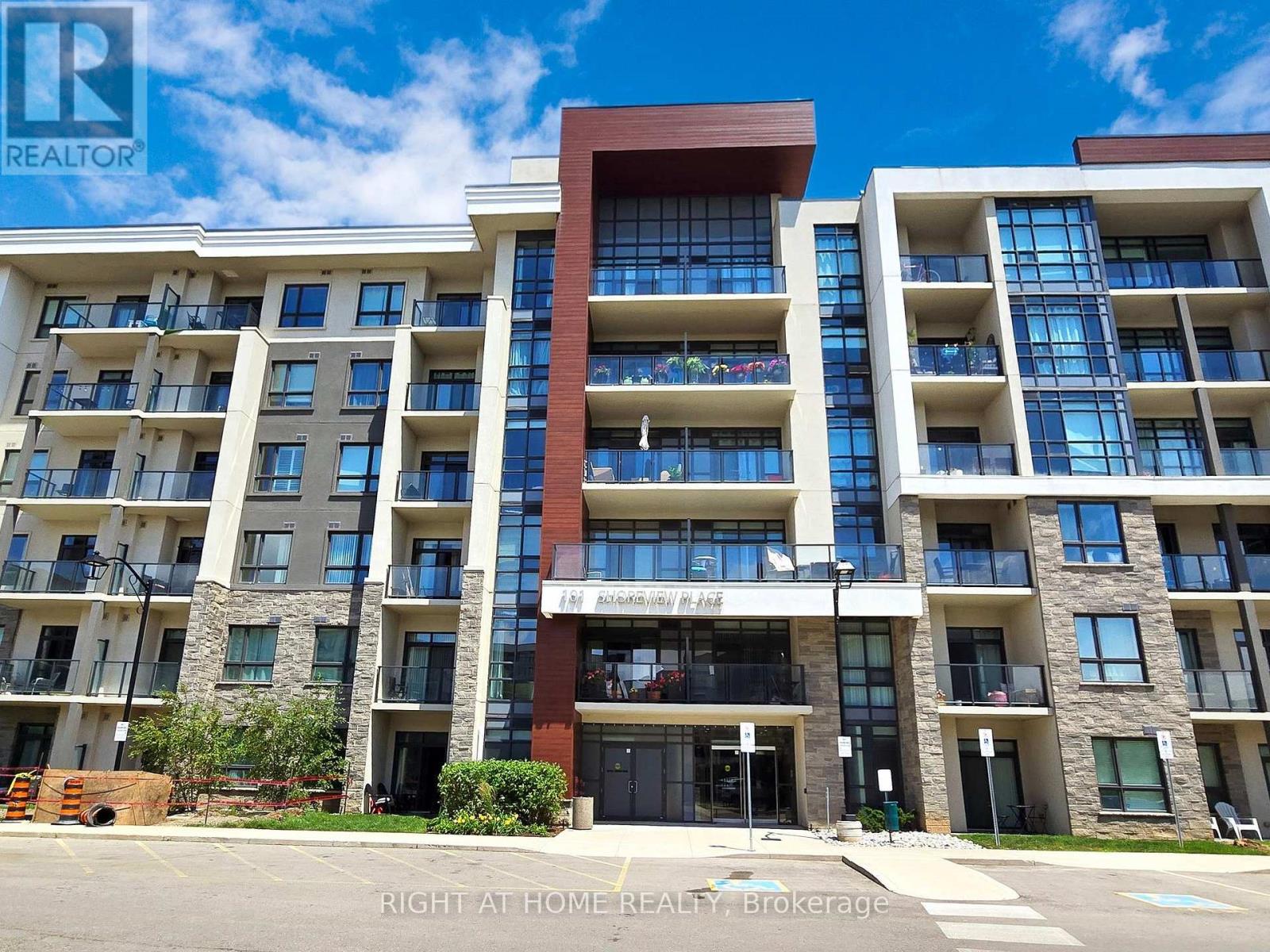 111 - 101 SHOREVIEW PLACE, Hamilton, Ontario