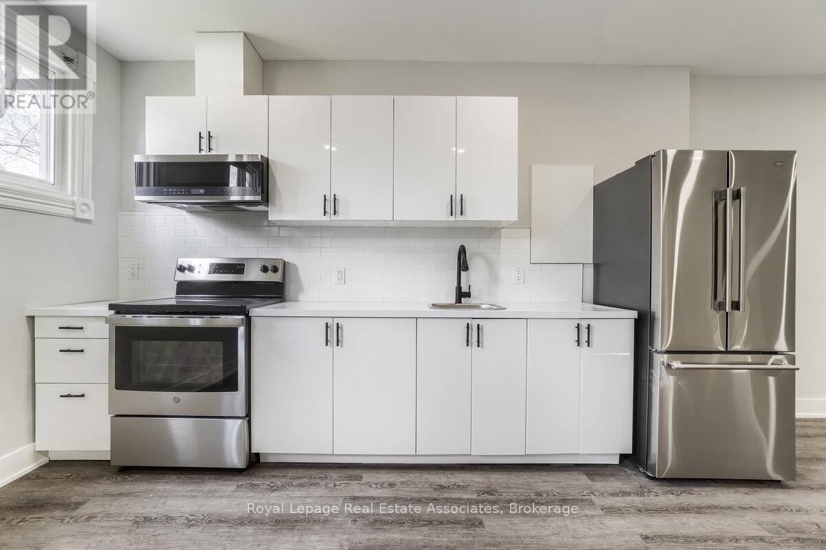 2 - 39 Welland Avenue, St. Catharines, Ontario  L2R 2M4 - Photo 7 - X13705510