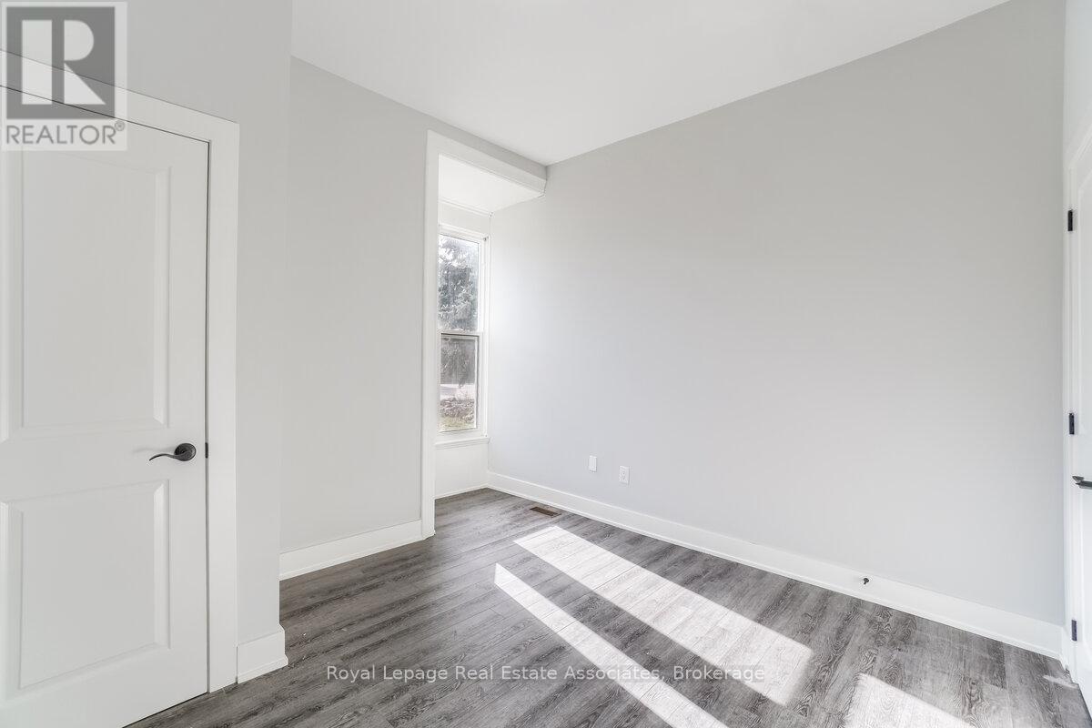 2 - 39 Welland Avenue, St. Catharines, Ontario  L2R 2M4 - Photo 9 - X13705510