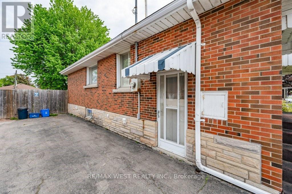 305 Mohawk Road E, Hamilton, Ontario  L9A 2J5 - Photo 18 - X13587888