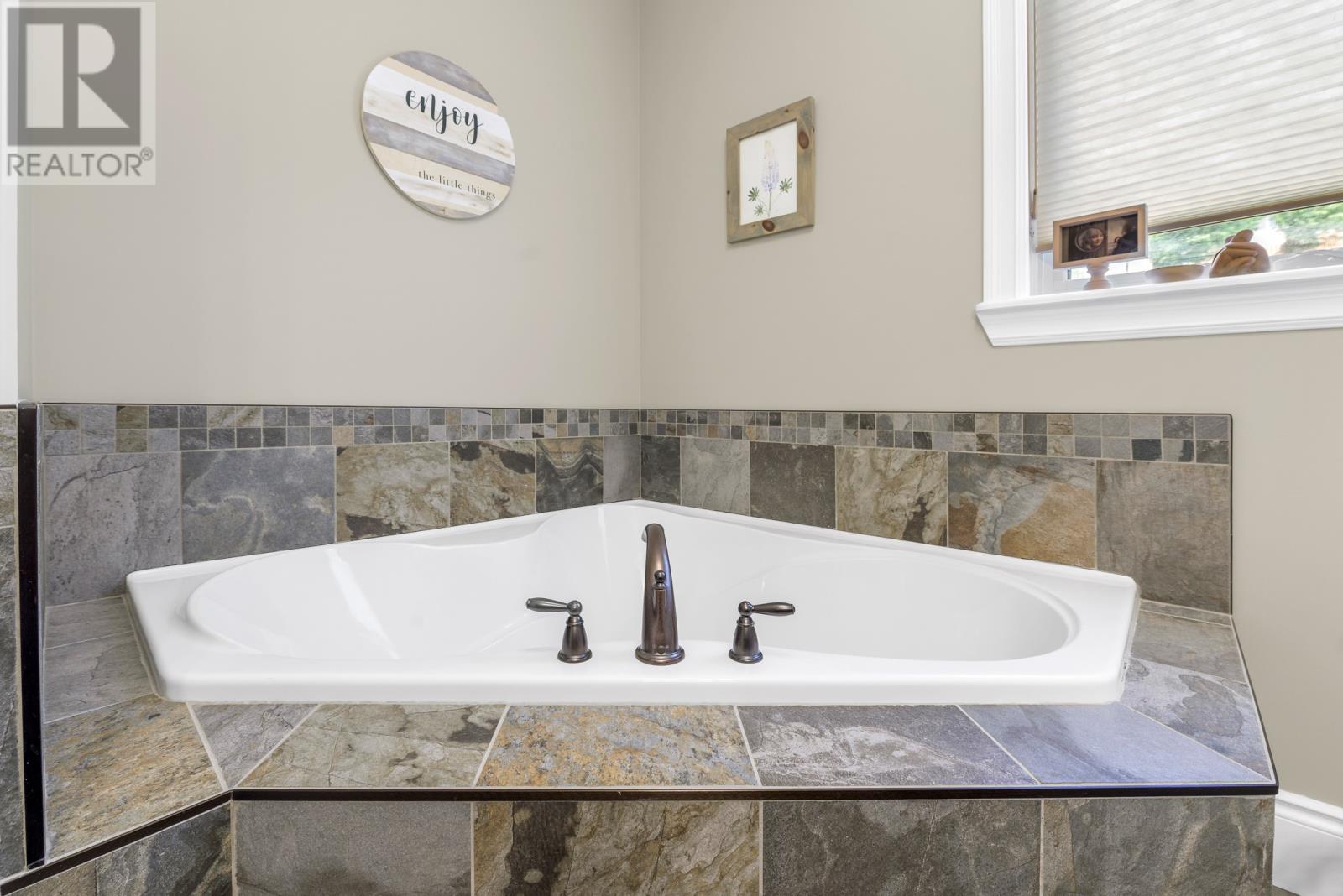 87 Morris Avenue, Torbay, Newfoundland & Labrador  A1K 1G9 - Photo 36 - 1302253