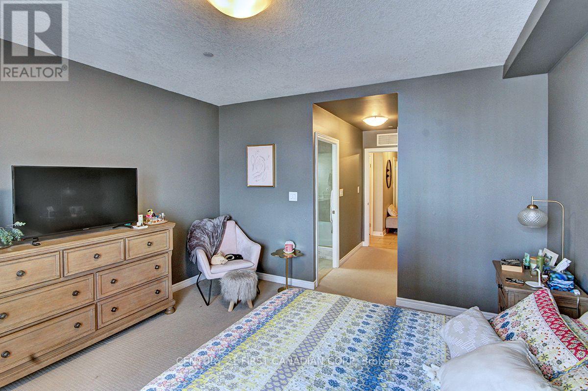 809 - 330 Ridout Street N, London East, Ontario  N6A 0A7 - Photo 13 - X13703734