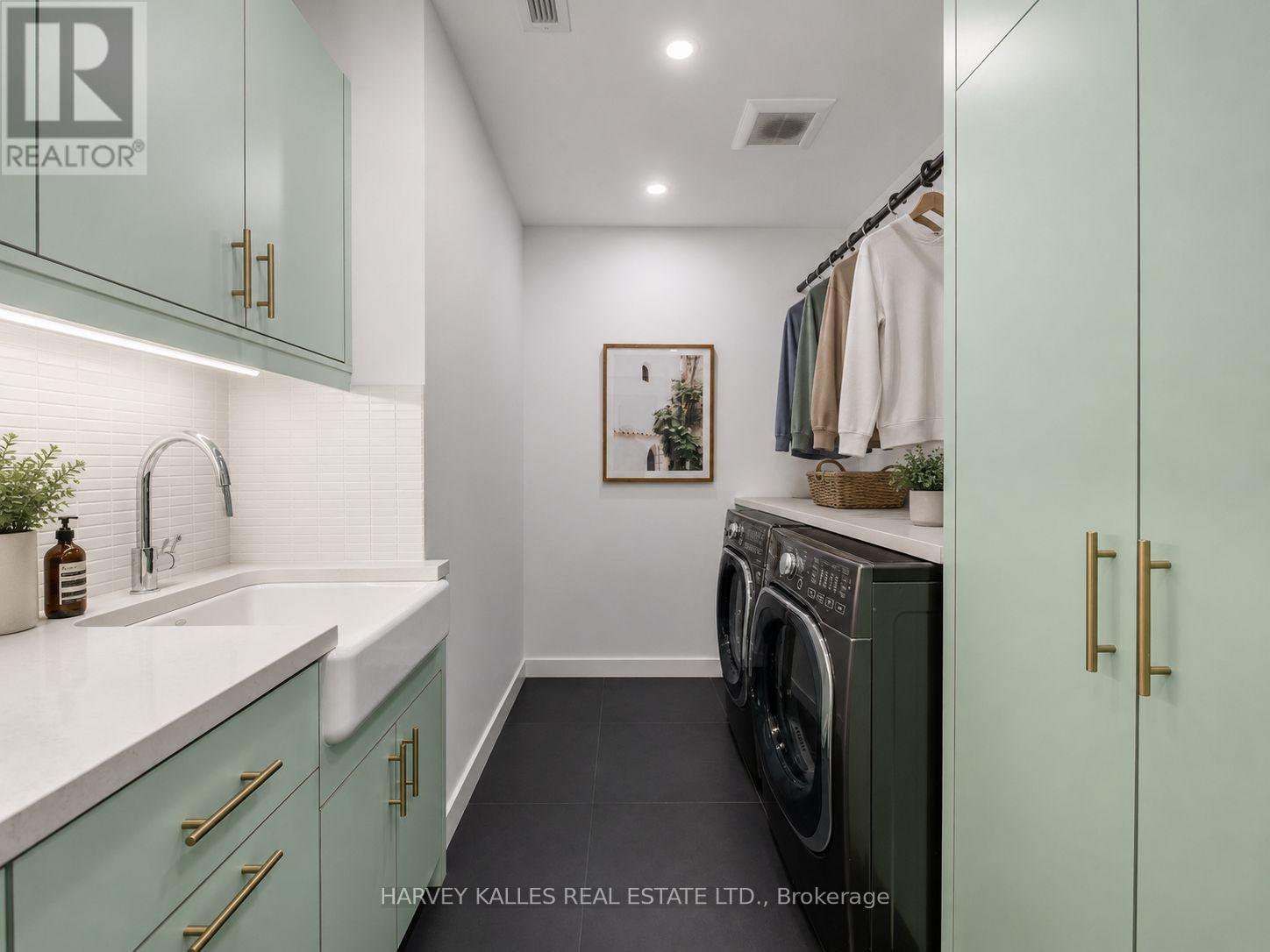 128 Lyndhurst Avenue, Toronto, Ontario  M5R 2Z9 - Photo 33 - C13705548