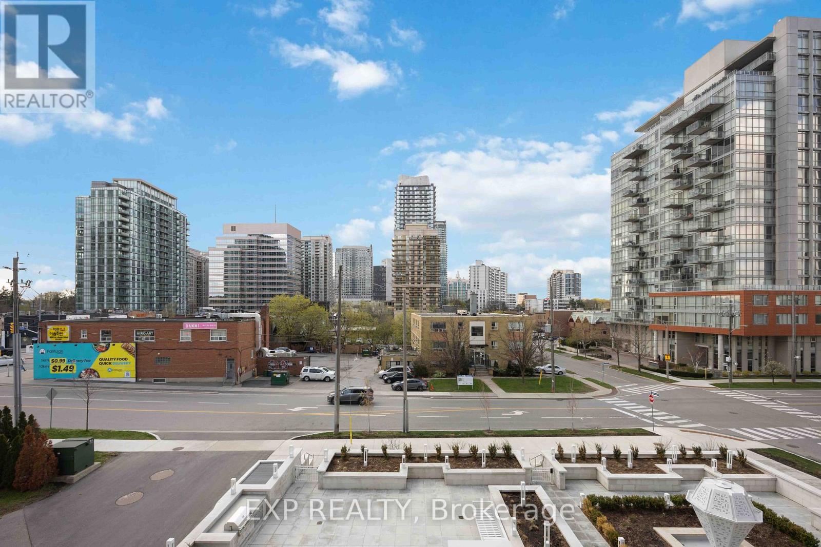303 - 75 Canterbury Place, Toronto, Ontario  M2N 0L2 - Photo 33 - C13705572