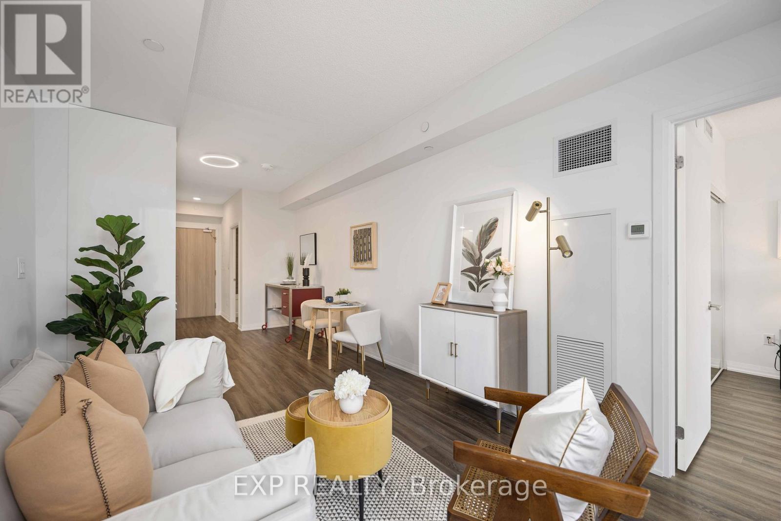 303 - 75 Canterbury Place, Toronto, Ontario  M2N 0L2 - Photo 6 - C13705572