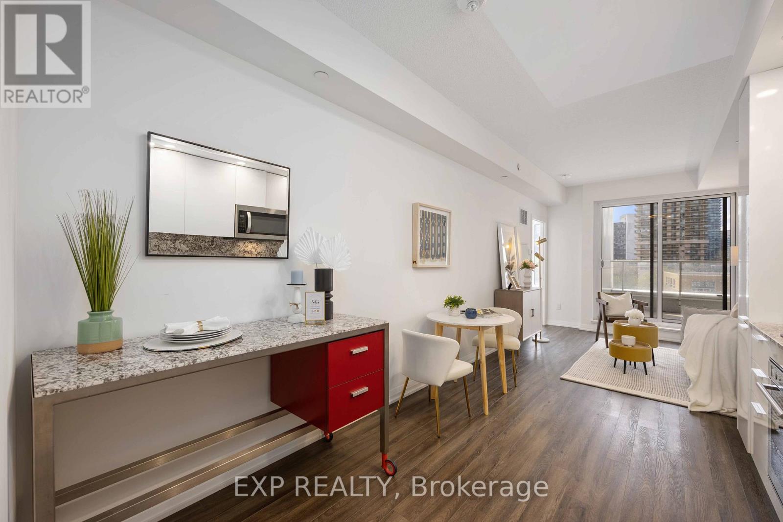 303 - 75 Canterbury Place, Toronto, Ontario  M2N 0L2 - Photo 7 - C13705572