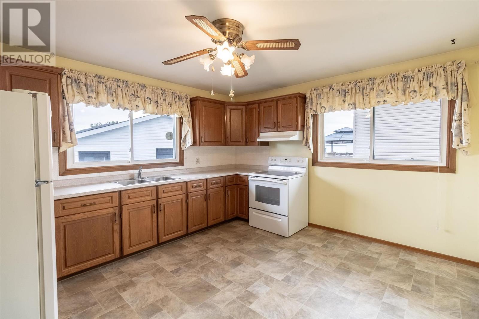 58 Chippewa St, Sault Ste. Marie, Ontario  P6C 3A3 - Photo 4 - SM262277