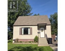 134 Kenogami AVE S, Thunder Bay, Ontario