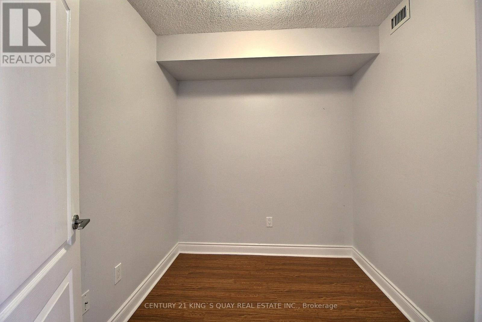 2205 - 60 Brian Harrison Way, Toronto, Ontario  M1P 5J5 - Photo 6 - E13705570