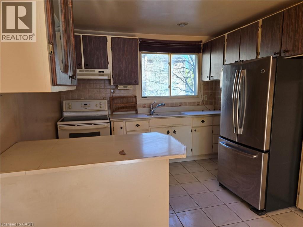 95 Fonthill Road Unit# 2, Hamilton, Ontario L9C 6T1 - Photo 4 - 40833888