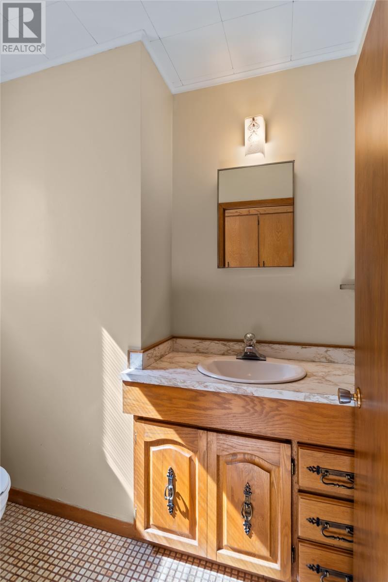 13 Haleys Place, Conception Bay South — photo 23