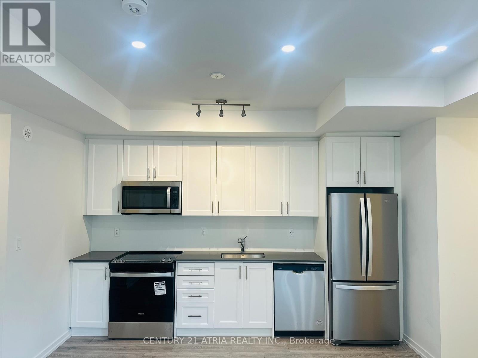 14 - 22 Lytham Green Circle, Newmarket, Ontario L3Y 0H5 - Photo 12 - N13705556