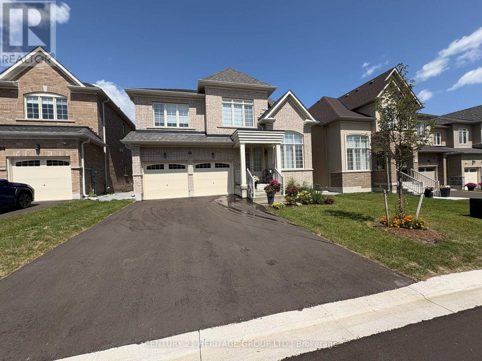 46 FAIMIRA AVENUE, Georgina, Ontario
