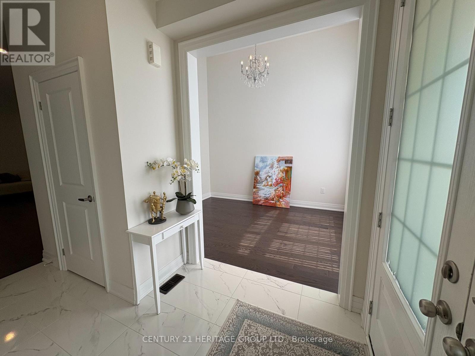 46 Faimira Avenue, Georgina, Ontario L4P 0B7 - Photo 4 - N13705580