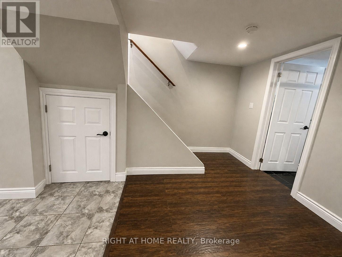 Lower - 830 Brucedale Avenue E, Hamilton, Ontario  L8T 1L3 - Photo 4 - X13705574