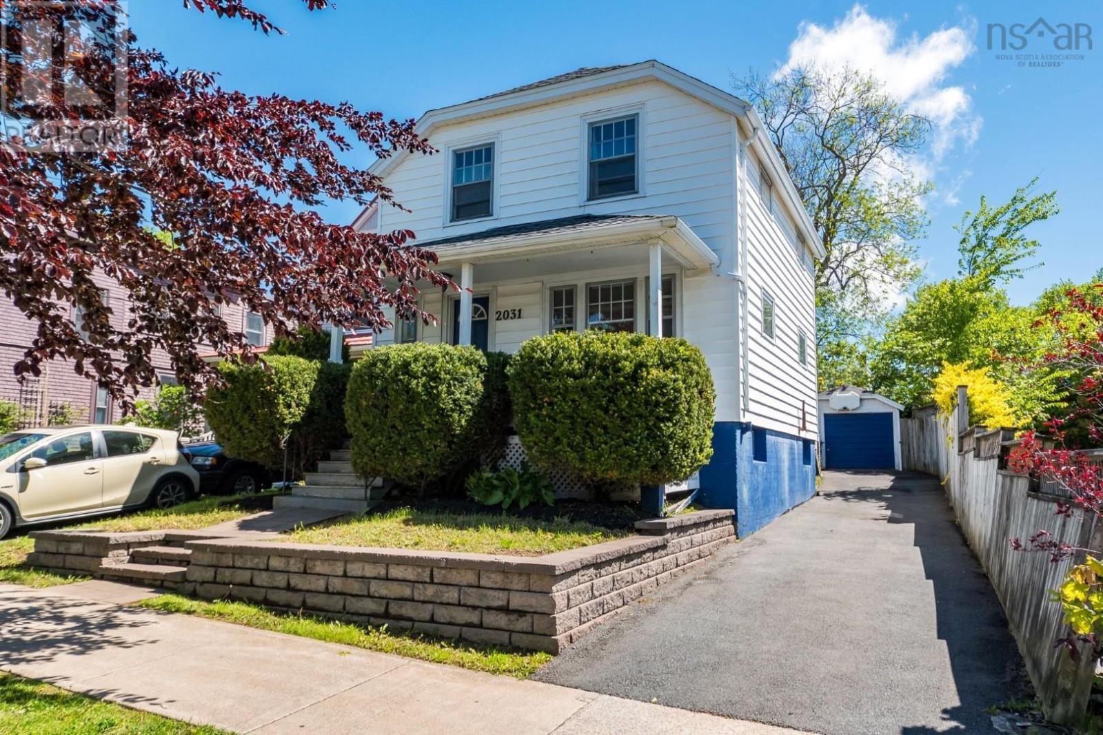 2031 Beech Street, Halifax, Nova Scotia  B3L 2X7 - Photo 2 - 202614601