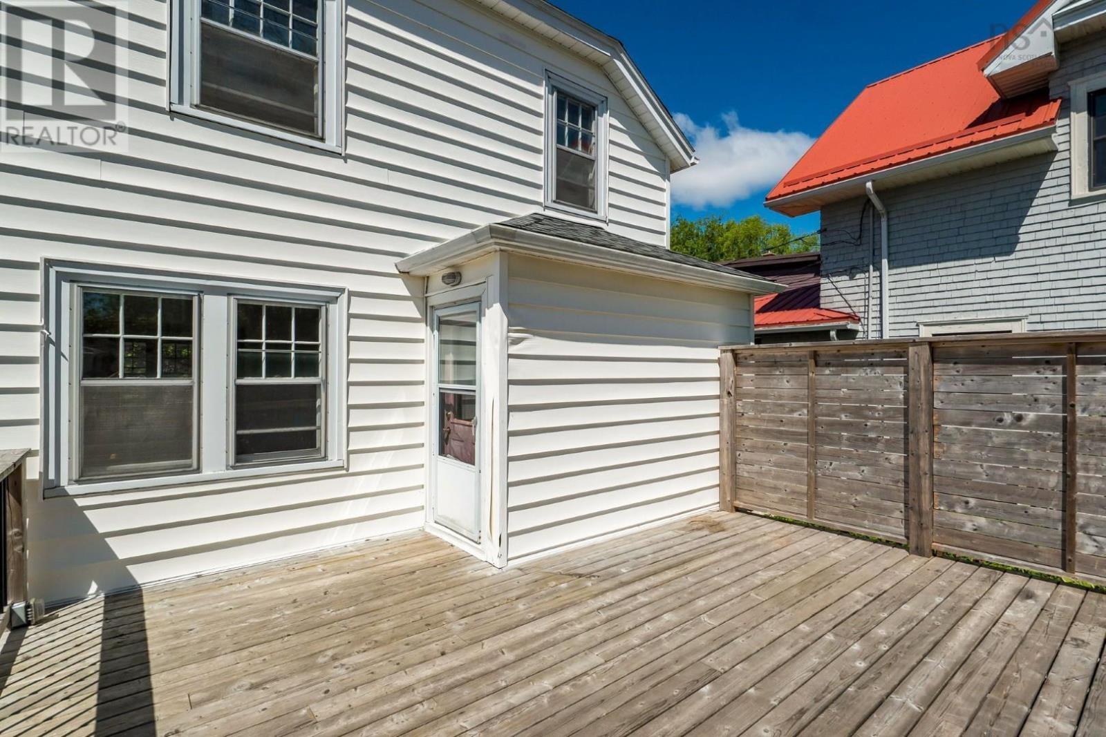 2031 Beech Street, Halifax, Nova Scotia  B3L 2X7 - Photo 47 - 202614601
