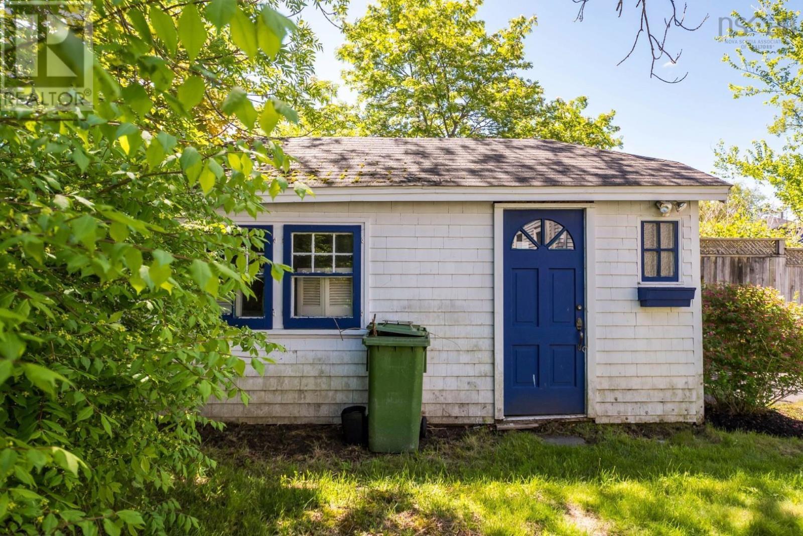 2031 Beech Street, Halifax, Nova Scotia  B3L 2X7 - Photo 42 - 202614601