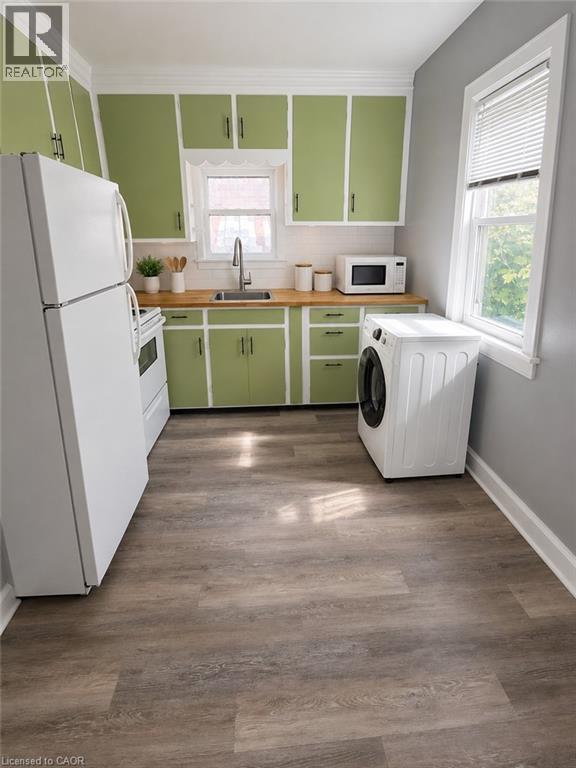 36 Brighton Avenue, St. Catharines, Ontario  L2M 5S7 - Photo 13 - 40839016