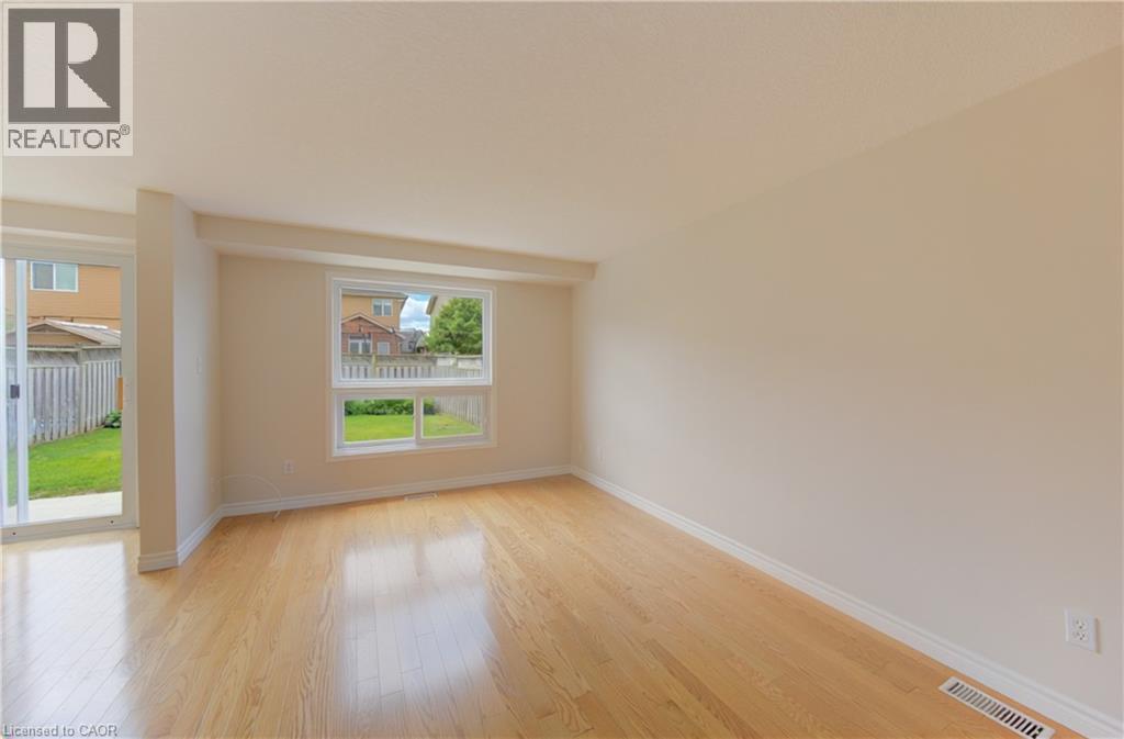 15 Cotton Grass Street, Kitchener, Ontario N2E 3T7 - Photo 7 - 40839048